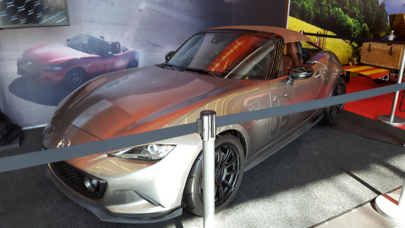 Illustration for article titled Mazda Miatas at the 2016 New York International Autoshow